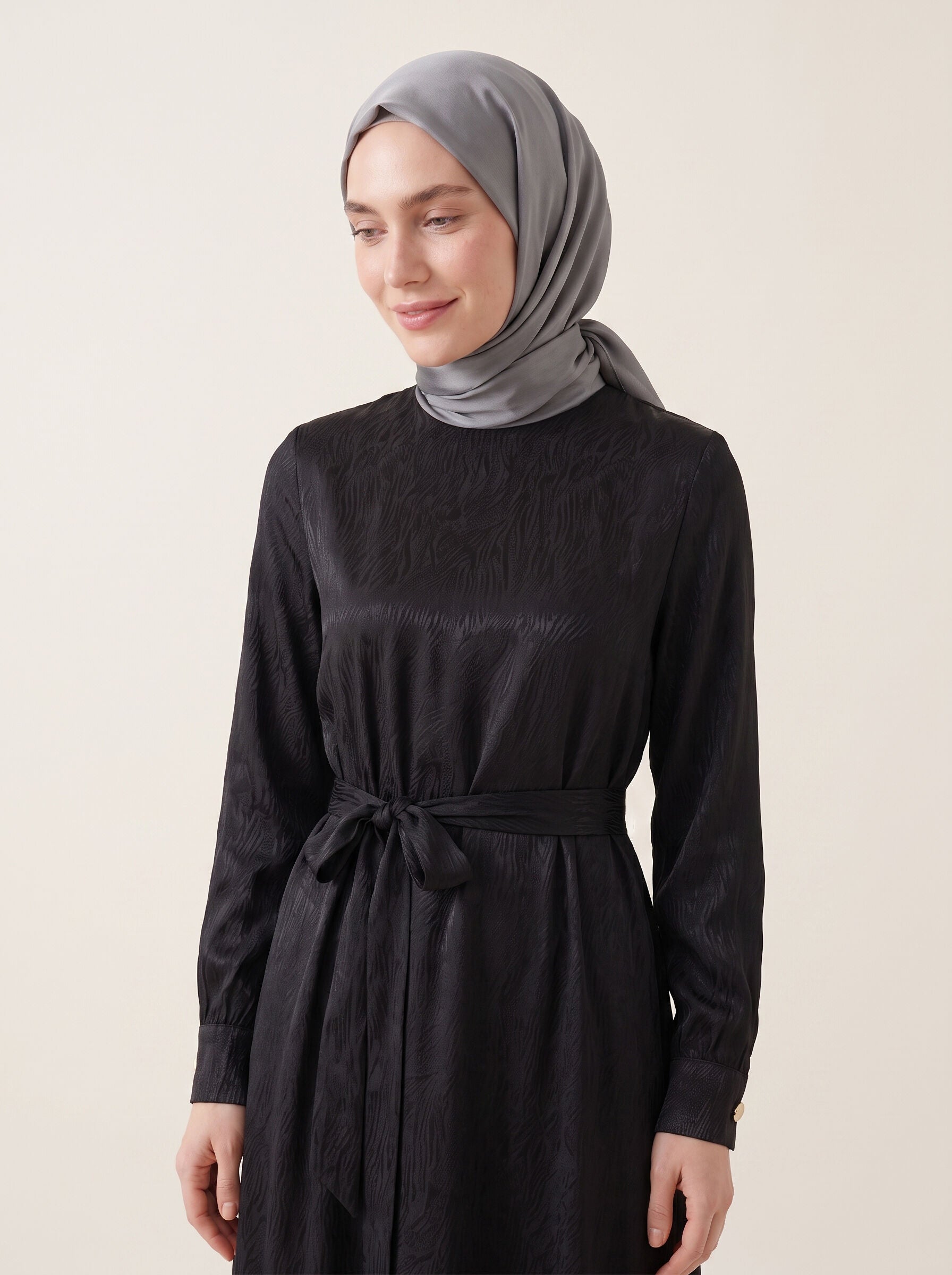 9728-2 Desenli Elbise - Siyah