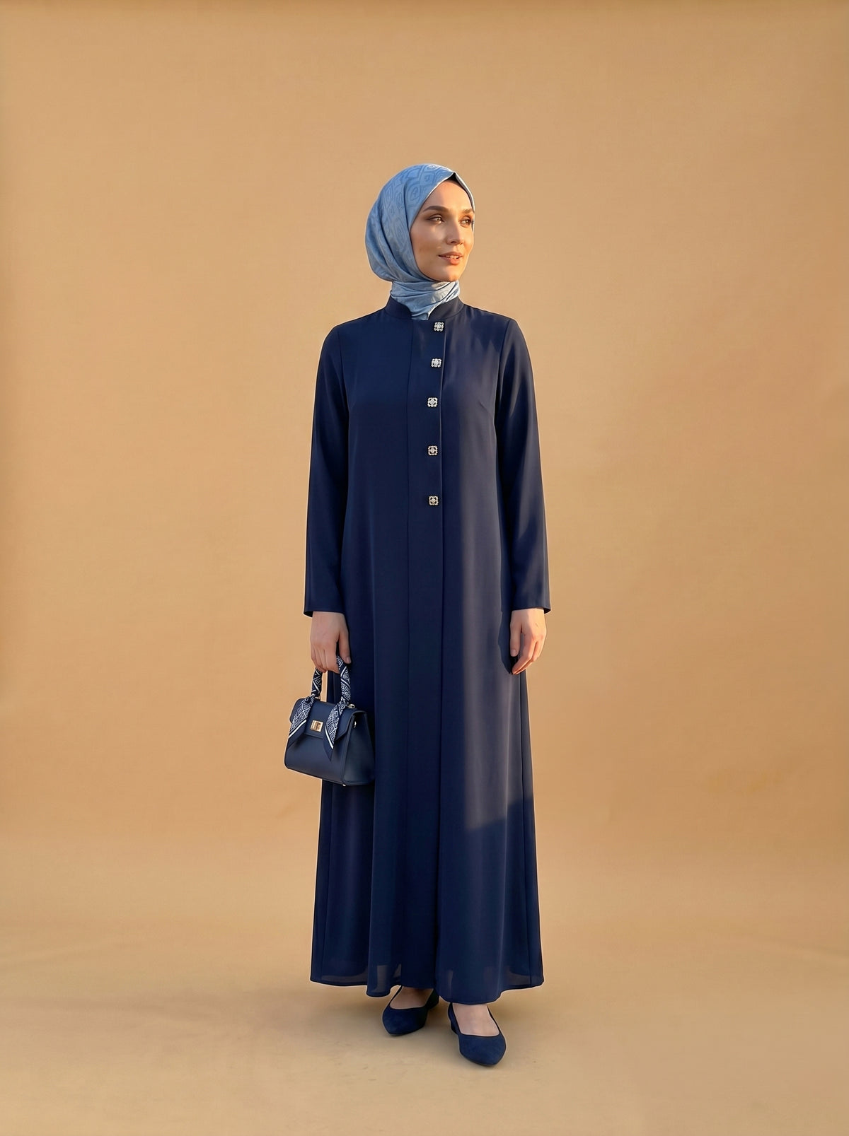 9558 Kare Aksesuarlı Ferace - Lacivert